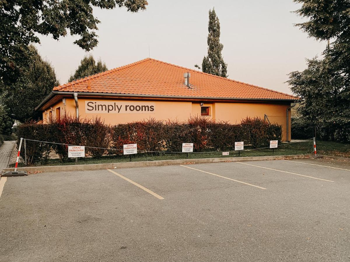 Simply Rooms Slavkov u Brna Ngoại thất bức ảnh